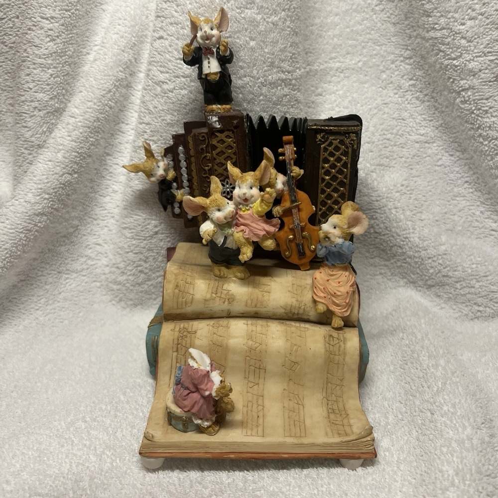 Music Box‎ It's a Small World Mice Moving Accordion Works Condition Note In Desc